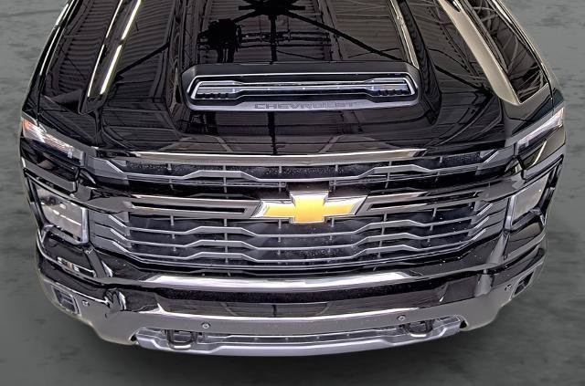 New 2026 Chevrolet Silverado 2500 Custom w/ Custom Value Package AWD/4WD image 18