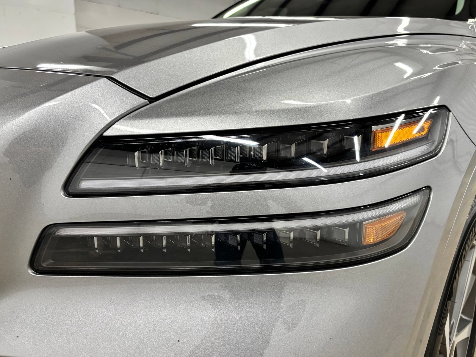 Used 2025 Genesis GV80 3.5T Advanced AWD/4WD image 9