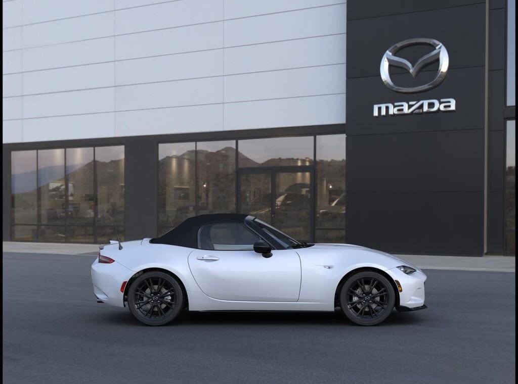 New 2026 MAZDA MX-5 Miata Club RWD image 5