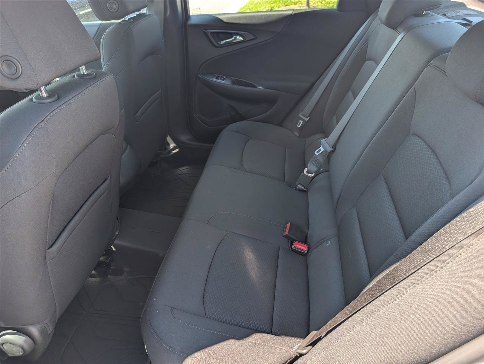 Used 2020 Chevrolet Malibu LS FWD image 13