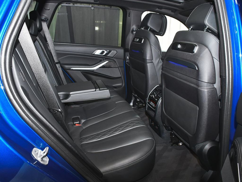 Used 2024 BMW X5 M60i AWD/4WD image 59