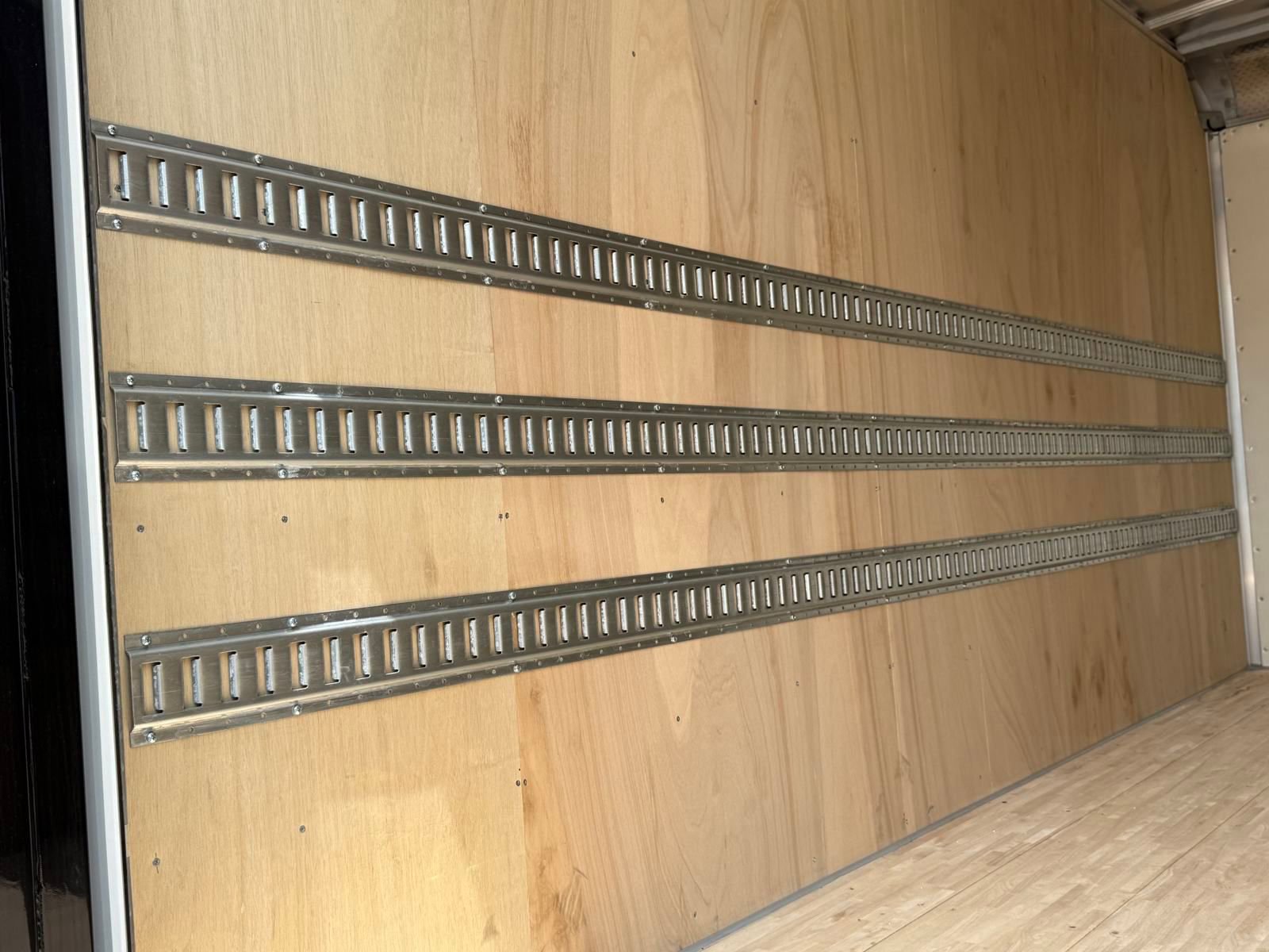 New 2024 Ford E-450 and Econoline 450 Super Duty w/ Power Windows & Locks Group image 27