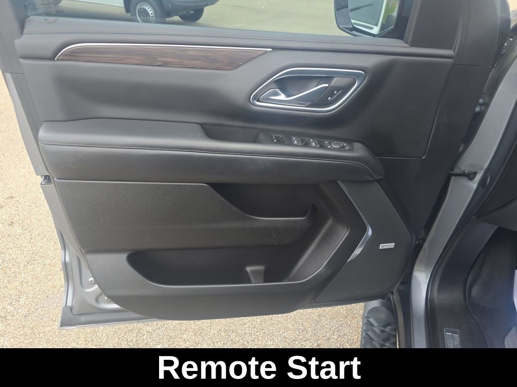 Used 2022 Chevrolet Tahoe Z71 w/ Luxury Package image 11