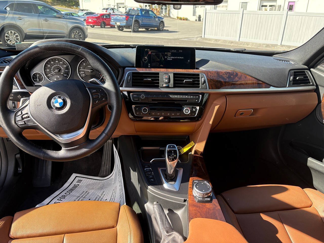 Used 2016 BMW 340i xDrive Sedan AWD/4WD image 10