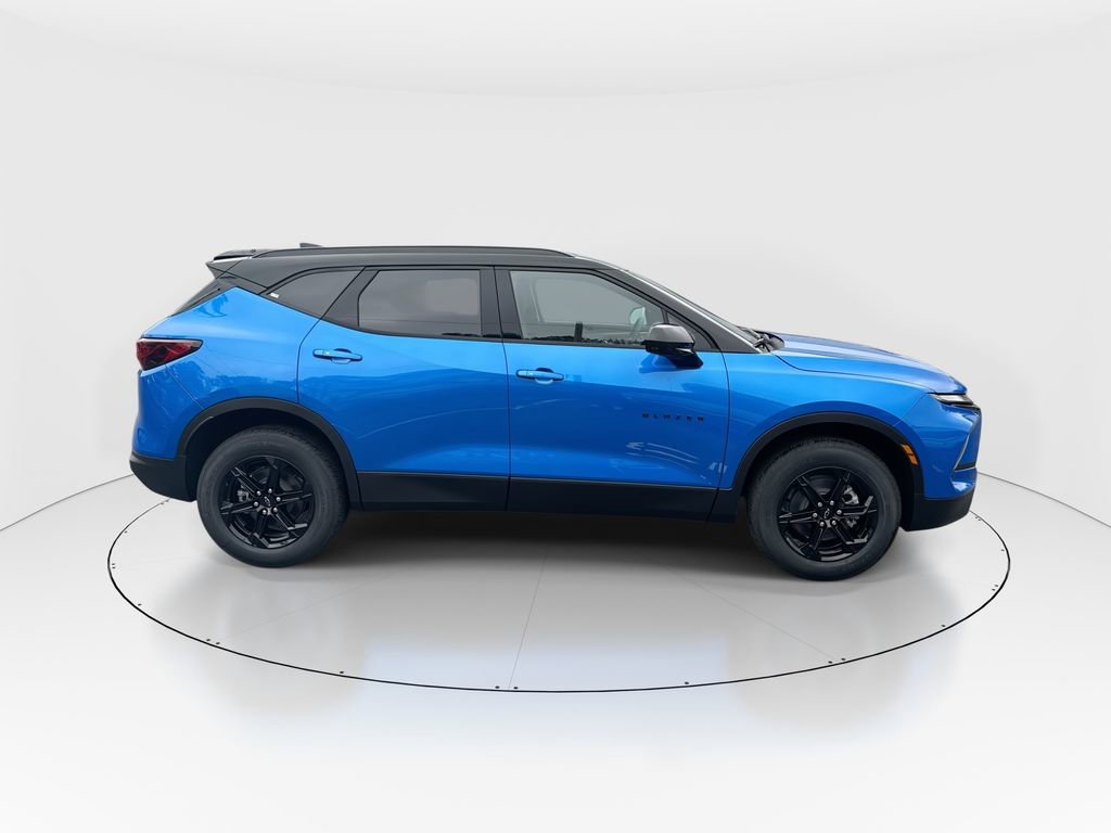 New 2026 Chevrolet Blazer LT w/ Convenience Package FWD image 9