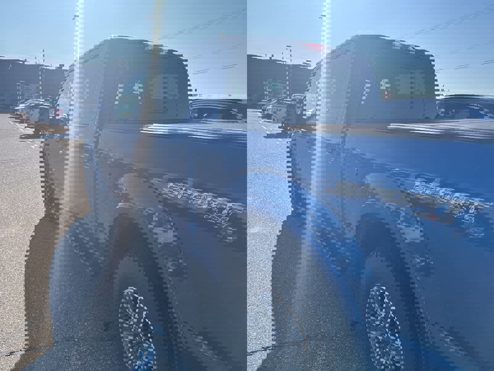 Used 2017 Ford F150 XLT w/ Equipment Group 302A Luxury image 14