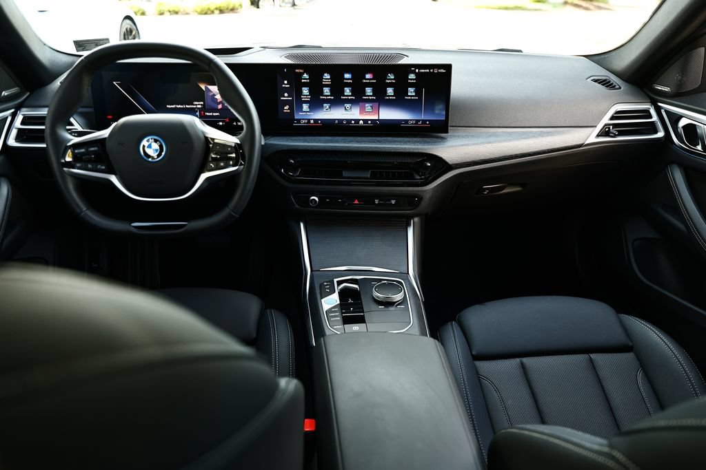 Used 2025 BMW i4 xDrive40i w/ Premium Package AWD/4WD image 27