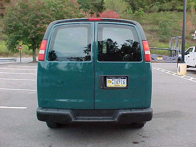 Used 2011 Chevrolet Express 3500 image 6