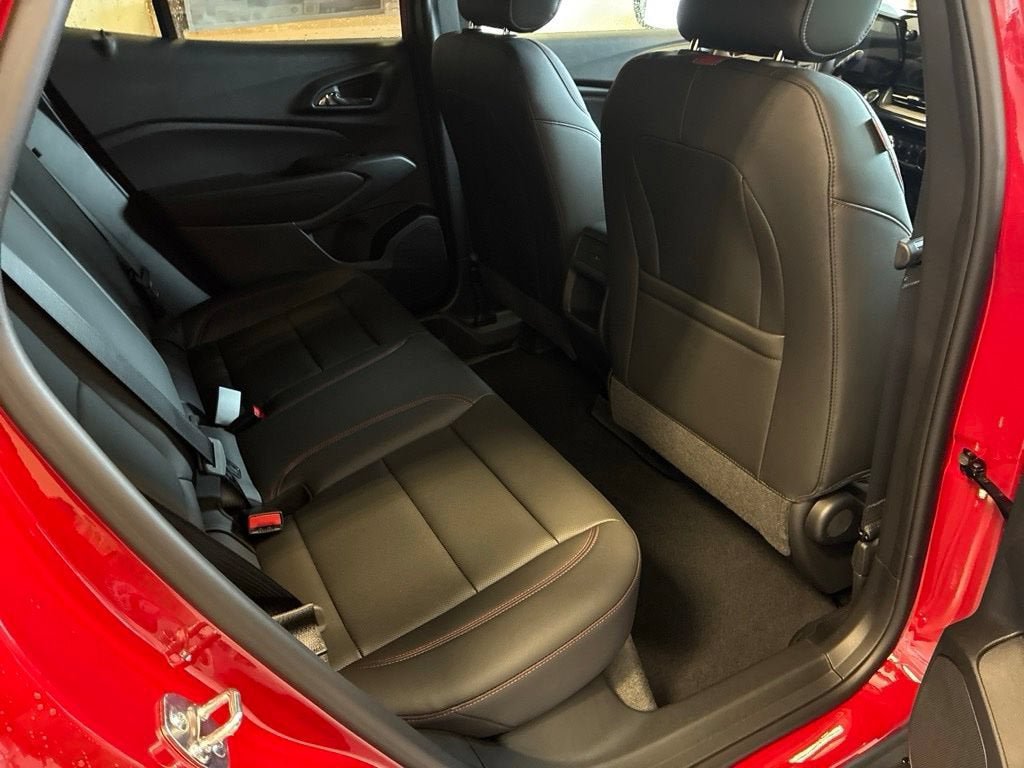 New 2026 Chevrolet Trax RS w/ Driver Confidence Package FWD image 28