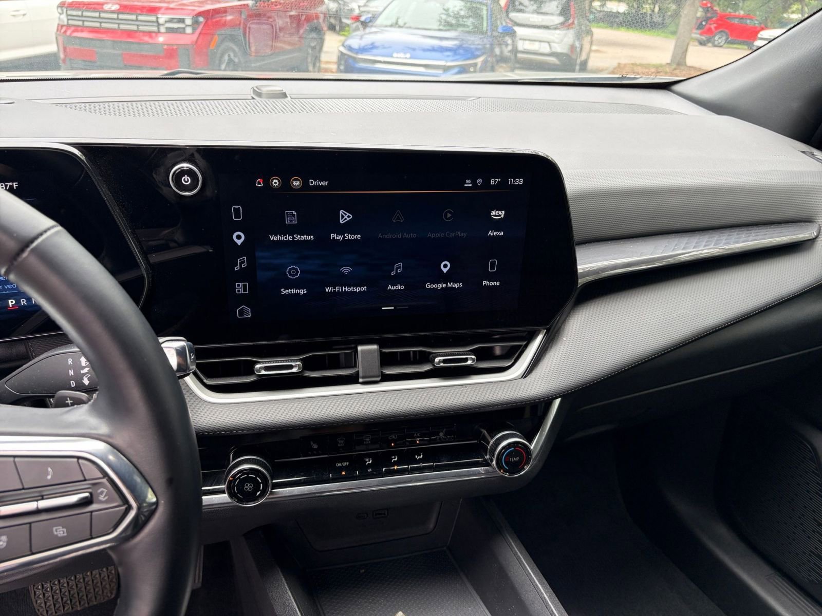Used 2025 Chevrolet Equinox LT FWD image 33