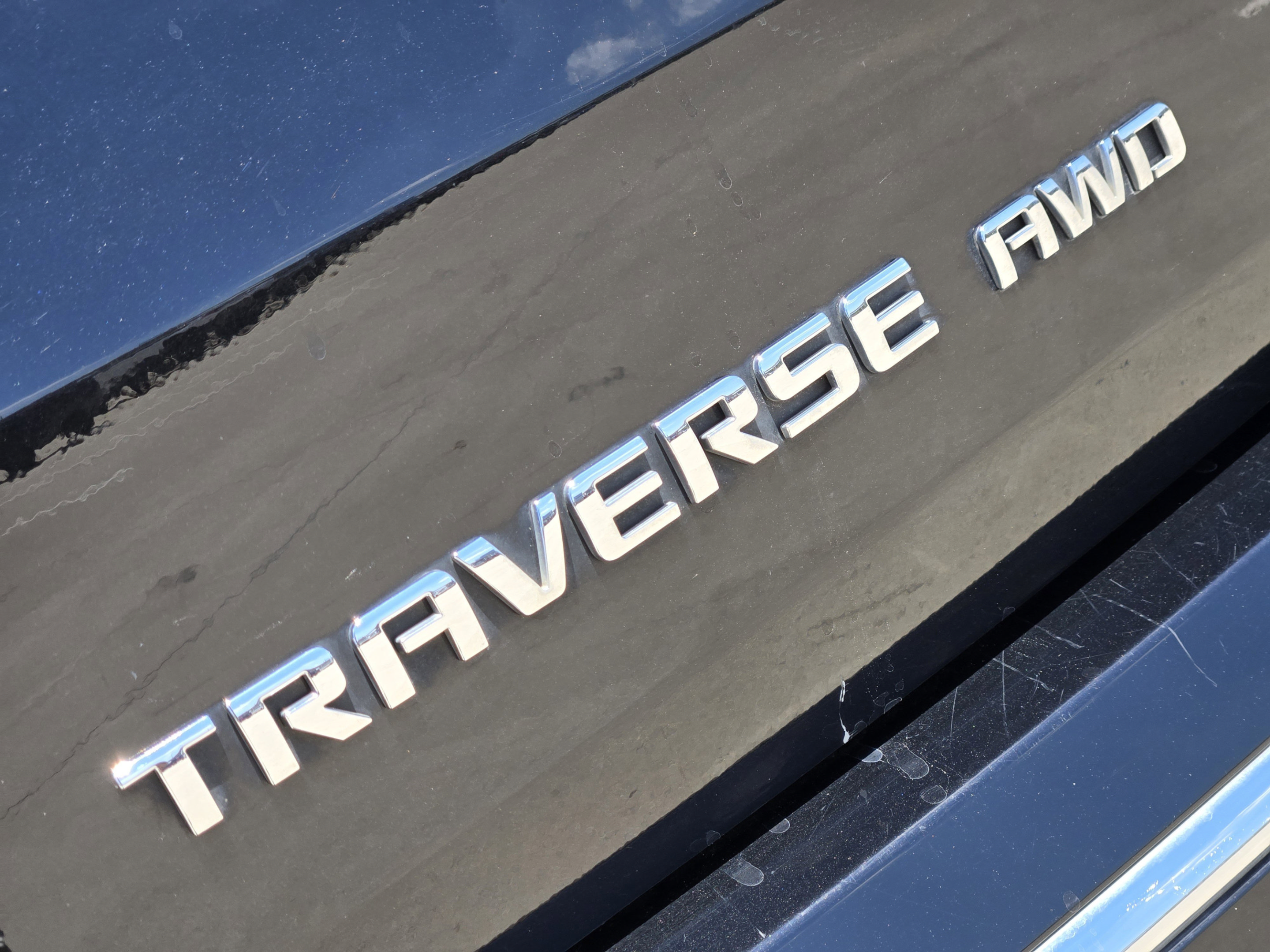 Used 2018 Chevrolet Traverse High Country AWD/4WD image 32