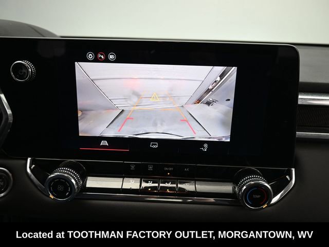 Used 2025 GMC Canyon Elevation image 17