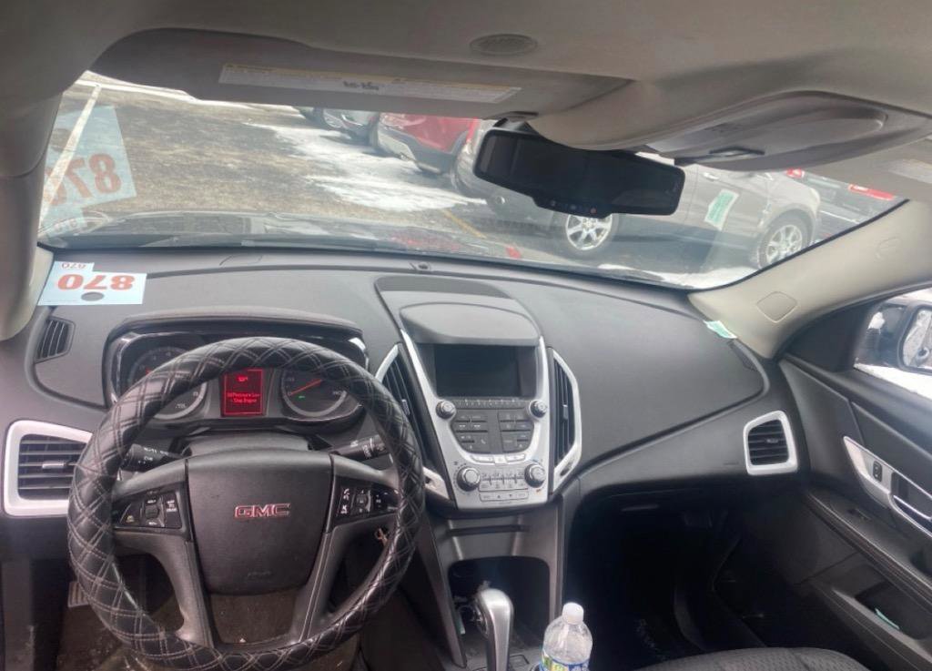 Used 2014 GMC Terrain SLE image 28