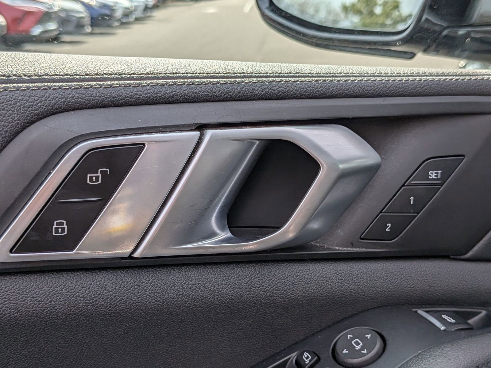 Used 2022 BMW X5 xDrive40i w/ Premium Package image 13