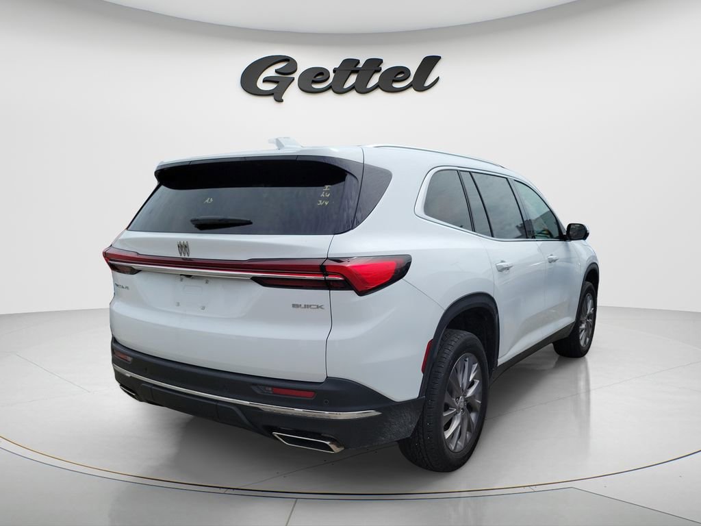 Certified 2025 Buick Enclave Preferred image 3