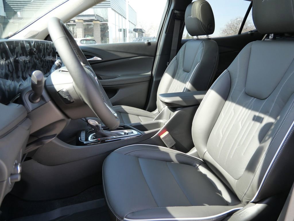 New 2026 Buick Encore GX Avenir w/ Avenir Technology Package image 36