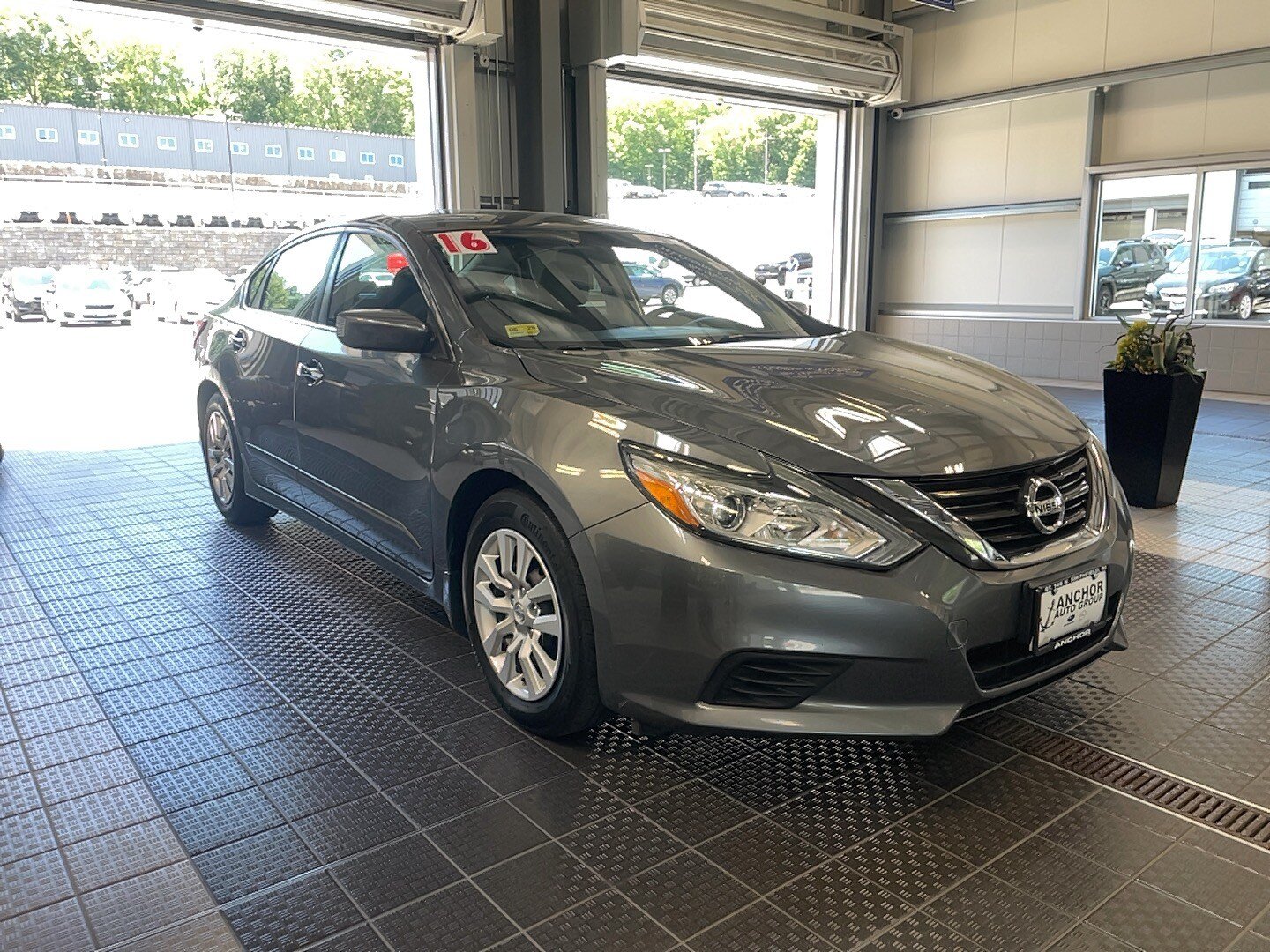 Used 2016 Nissan Altima 2.5 S w/ Power Driver Seat Package FWD image 1