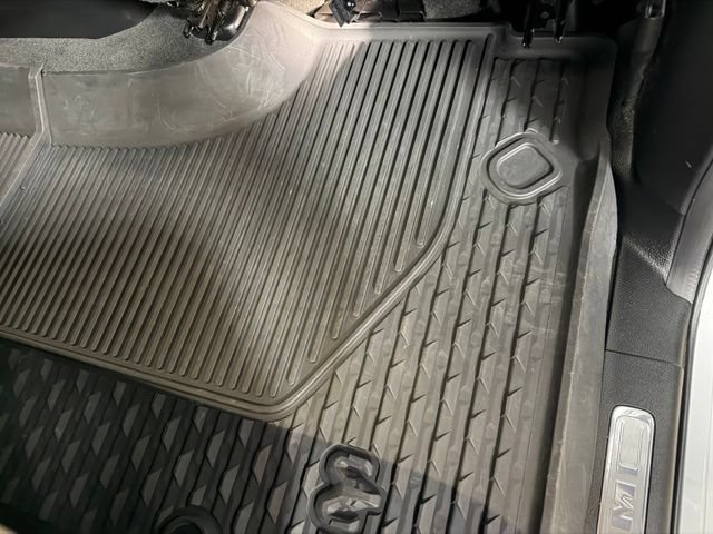 Used 2022 RAM 1500 Laramie AWD/4WD image 24