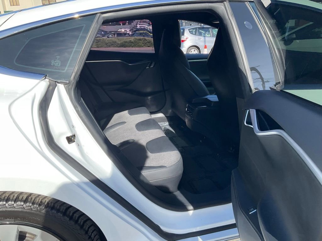 Used 2017 Tesla Model S 75 RWD image 48