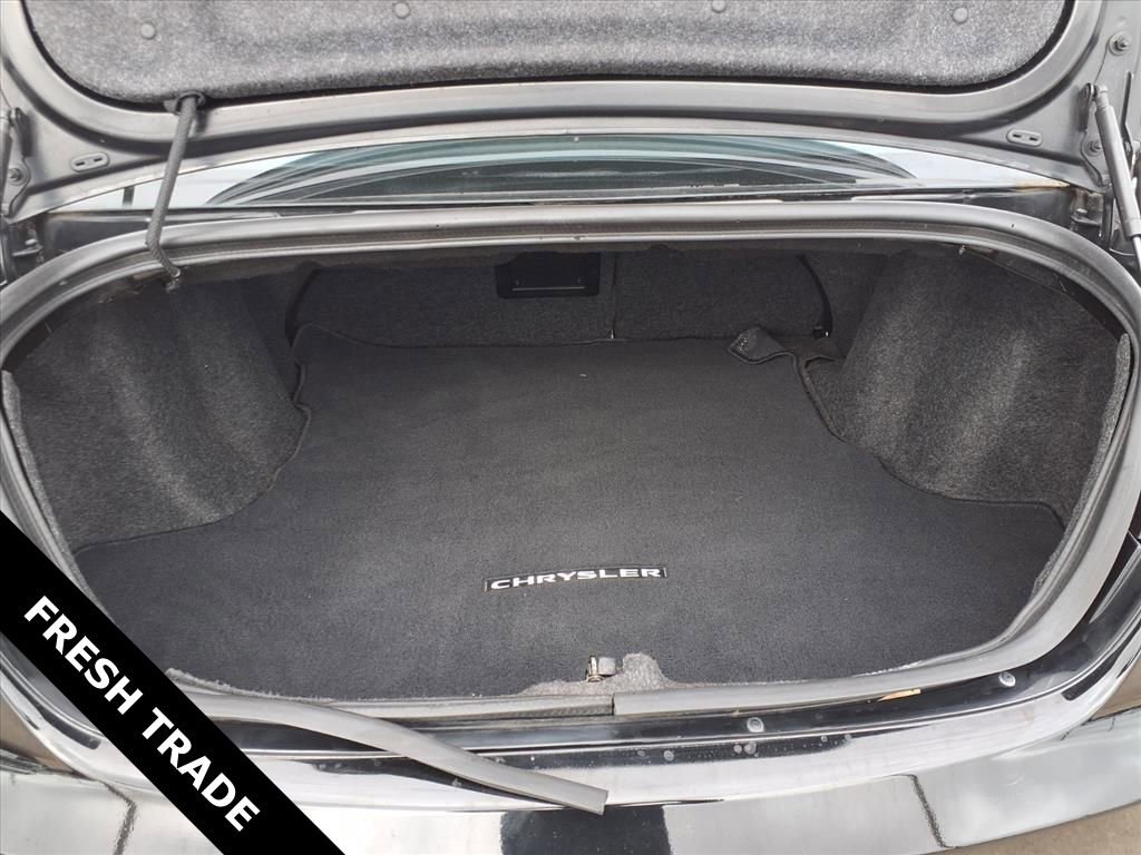 Used 2014 Chrysler 200 Touring w/ 200 Super S Group image 29