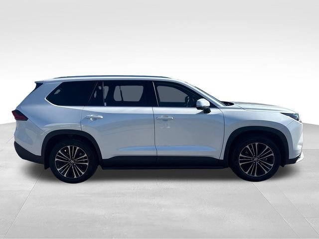 Used 2024 Toyota Grand Highlander AWD Hybrid image 6