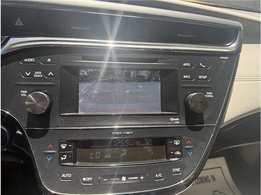 Used 2014 Toyota Avalon XLE Premium w/ Preferred Accessory Package FWD image 14