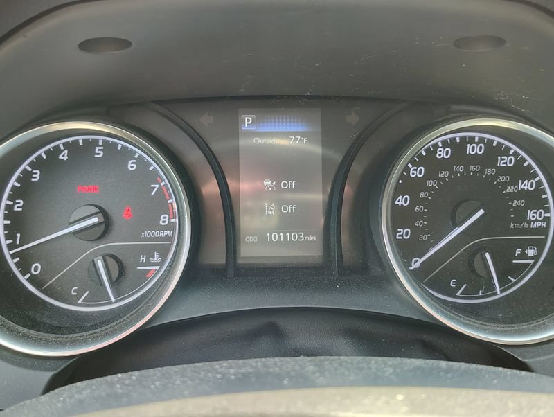 Used 2018 Toyota Camry SE w/ Four Season Floor Mat Package FWD image 14