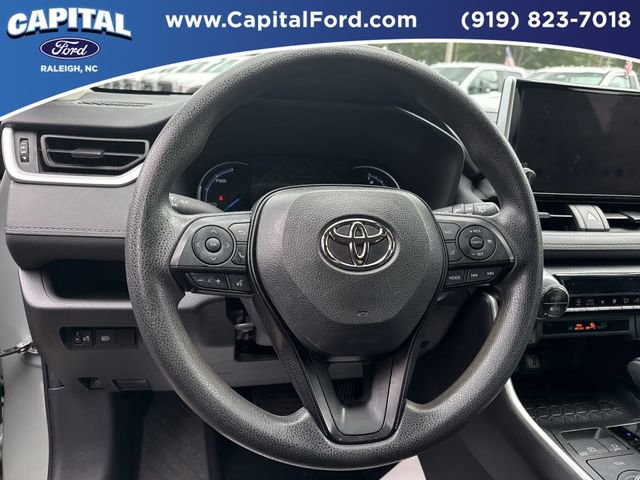 Used 2023 Toyota RAV4 XLE image 23