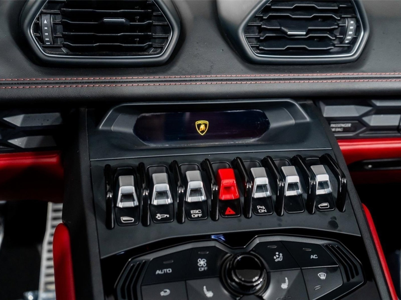 Used 2017 Lamborghini Huracan LP 610-4 image 38