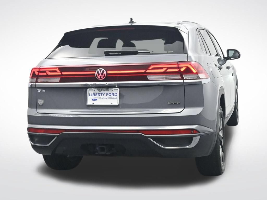 Used 2024 Volkswagen Atlas Cross Sport SE w/ Panoramic Sunroof Package AWD/4WD image 7