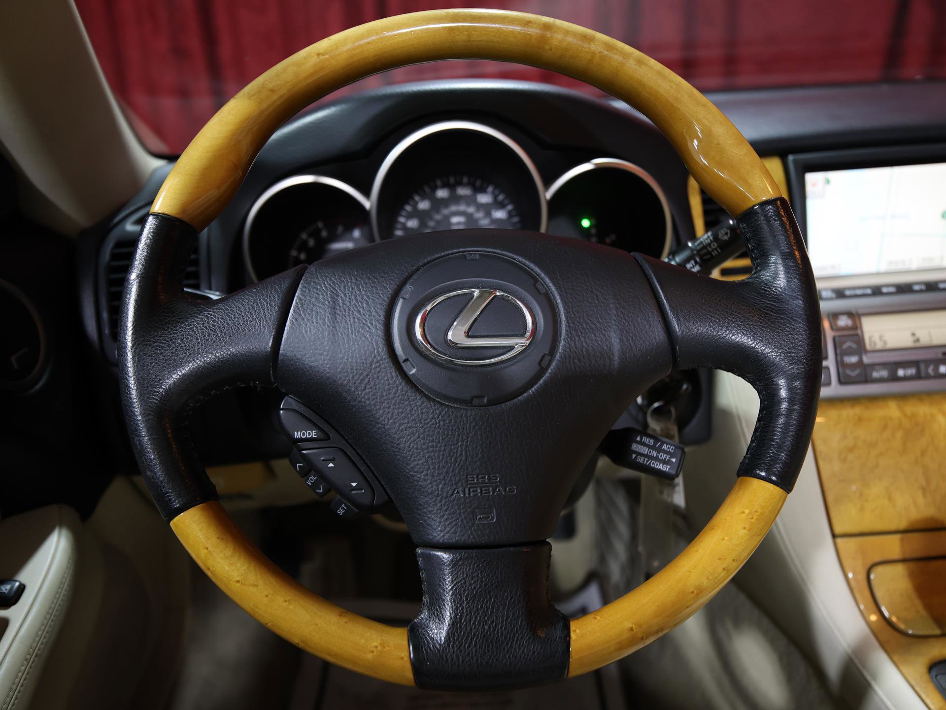 Used 2002 Lexus SC 430 Convertible image 19