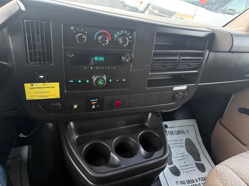 Used 2011 Chevrolet Express 2500 image 31