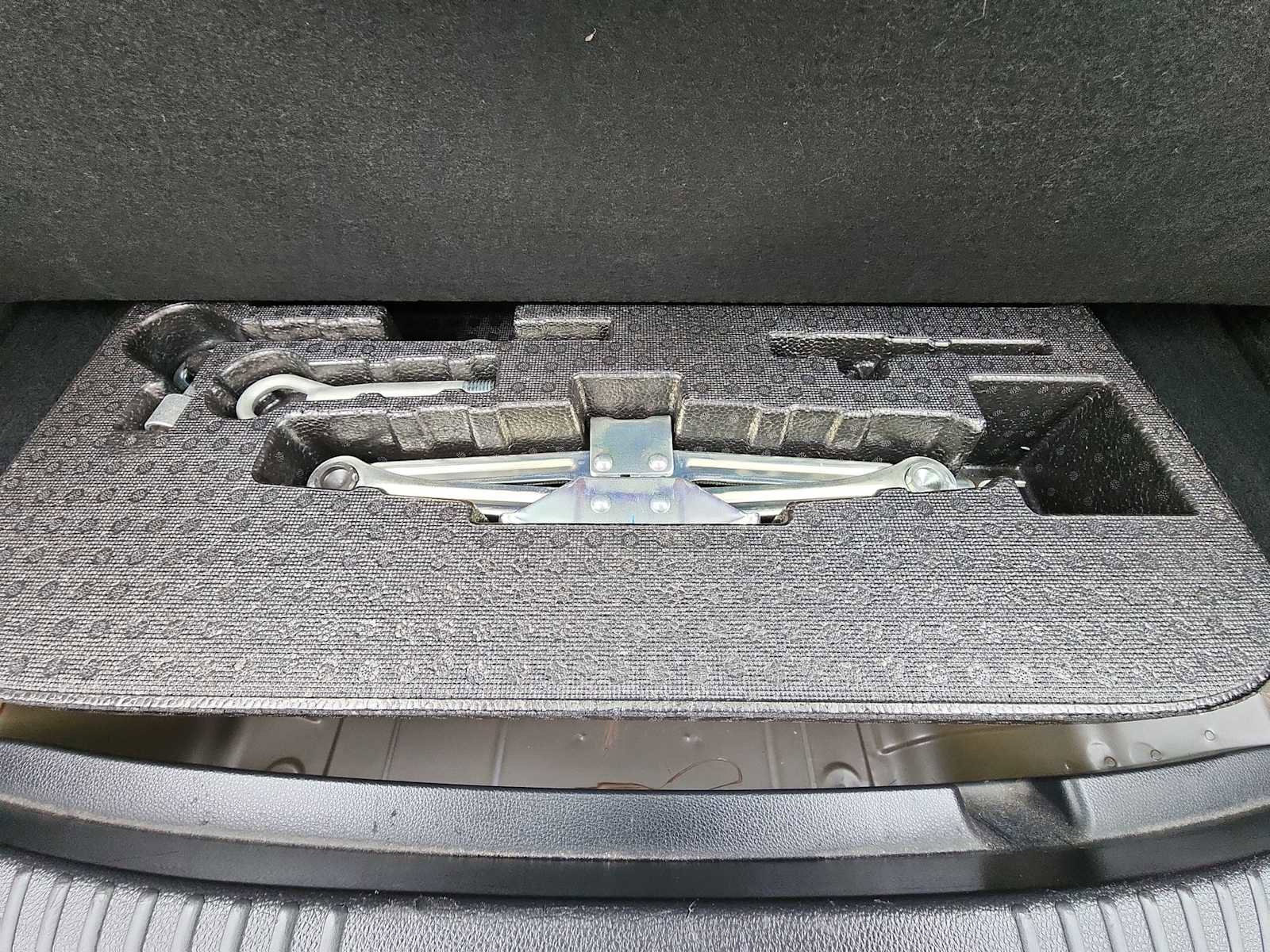 Used 2016 Honda HR-V EX image 26