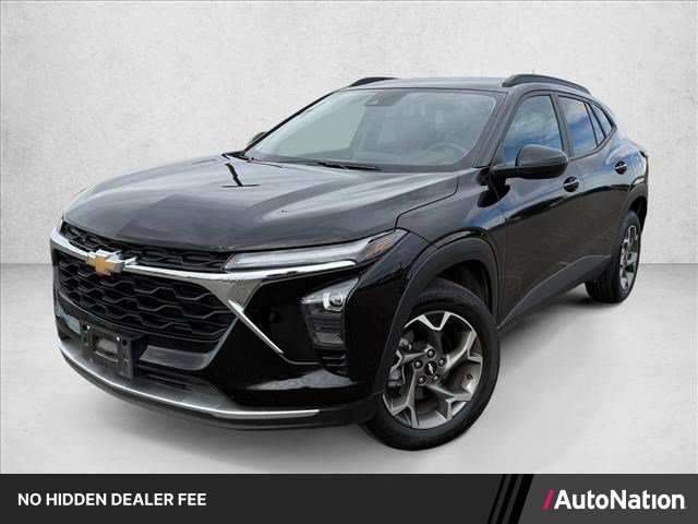 Used 2025 Chevrolet Trax LT w/ LT Convenience Package FWD image 1