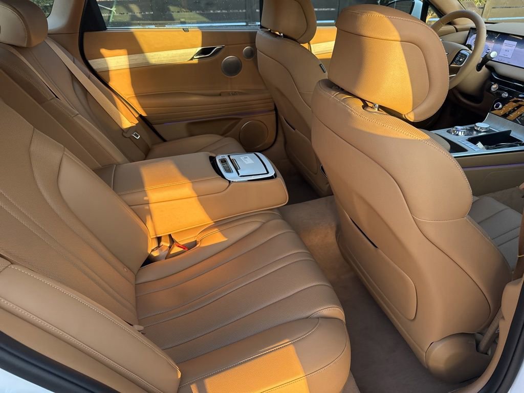 New 2026 Genesis GV80 3.5T e-SC AWD/4WD image 12