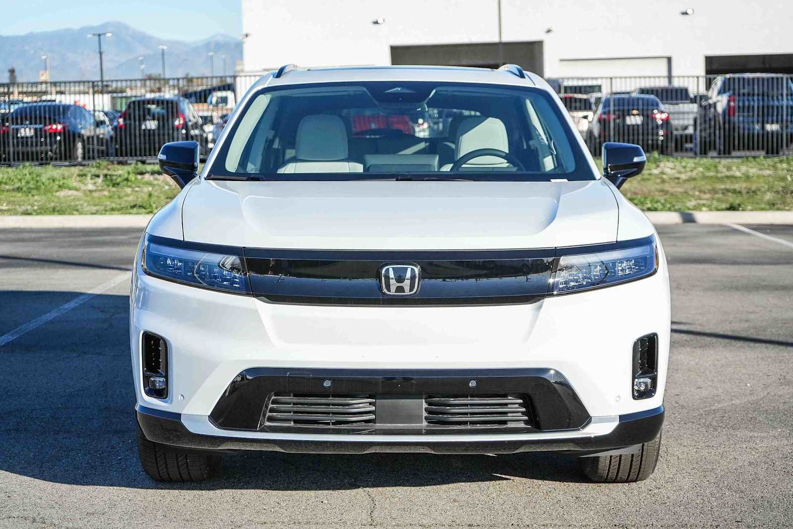 New 2026 Honda Prologue Touring image 2