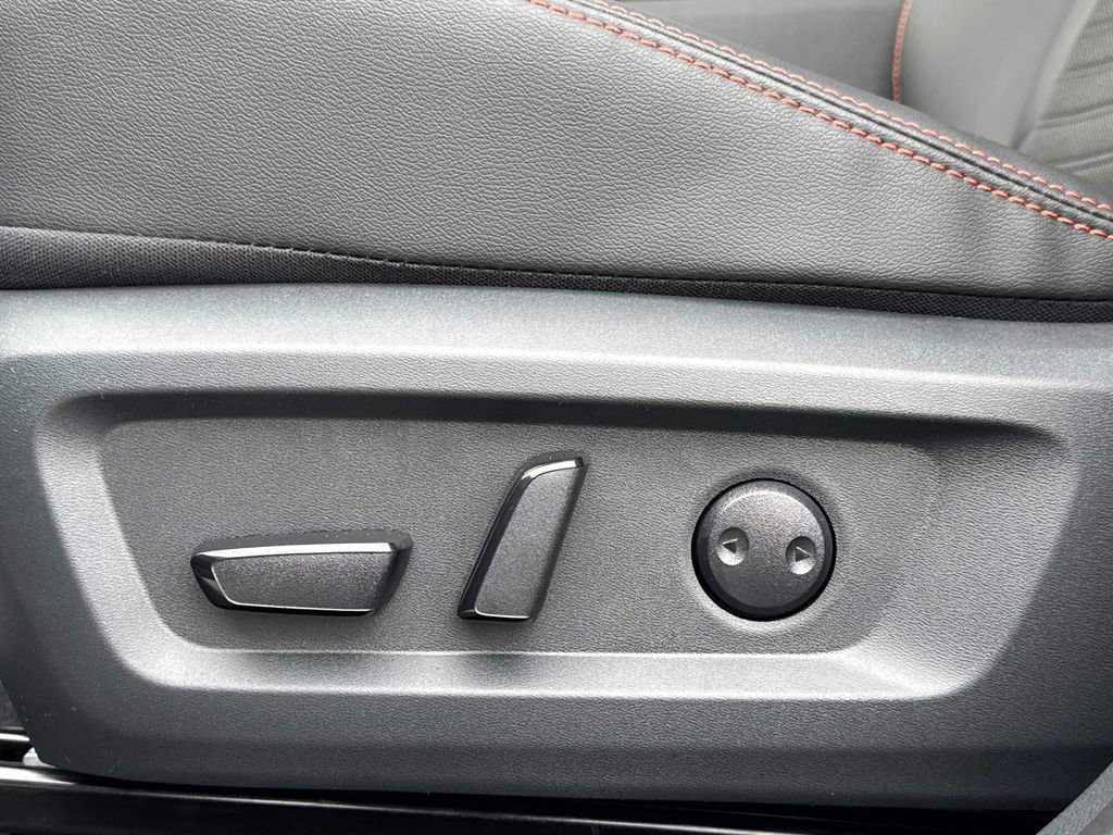 New 2026 Nissan Rogue SV image 30