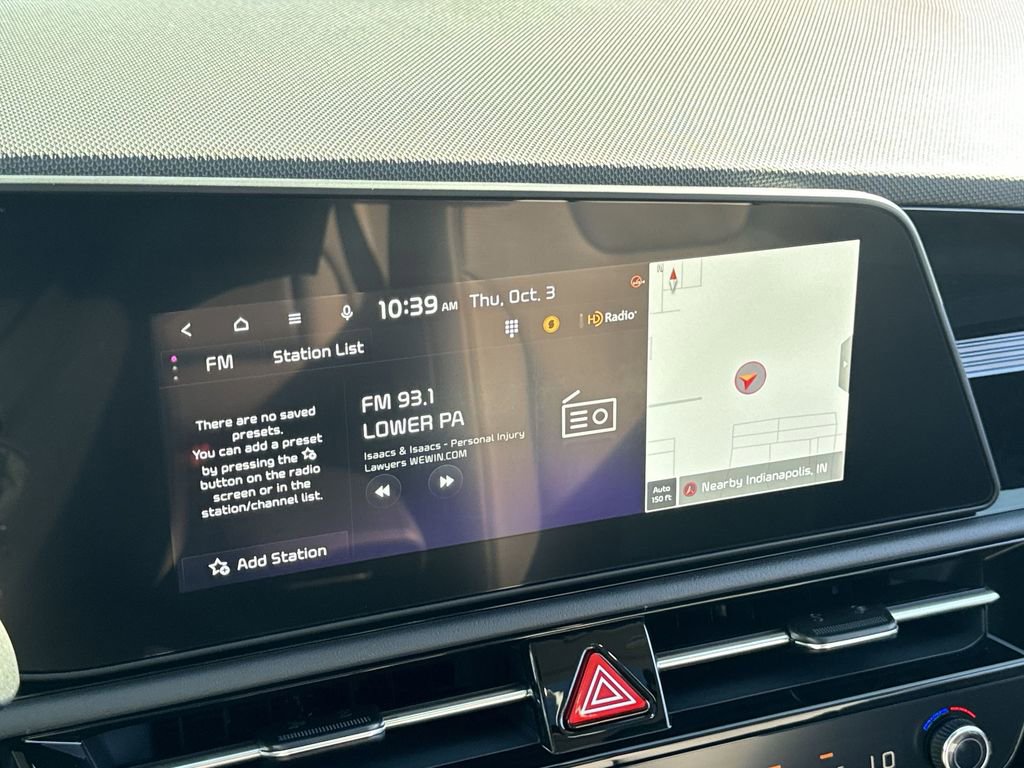 Used 2025 Kia Niro SX Touring image 24