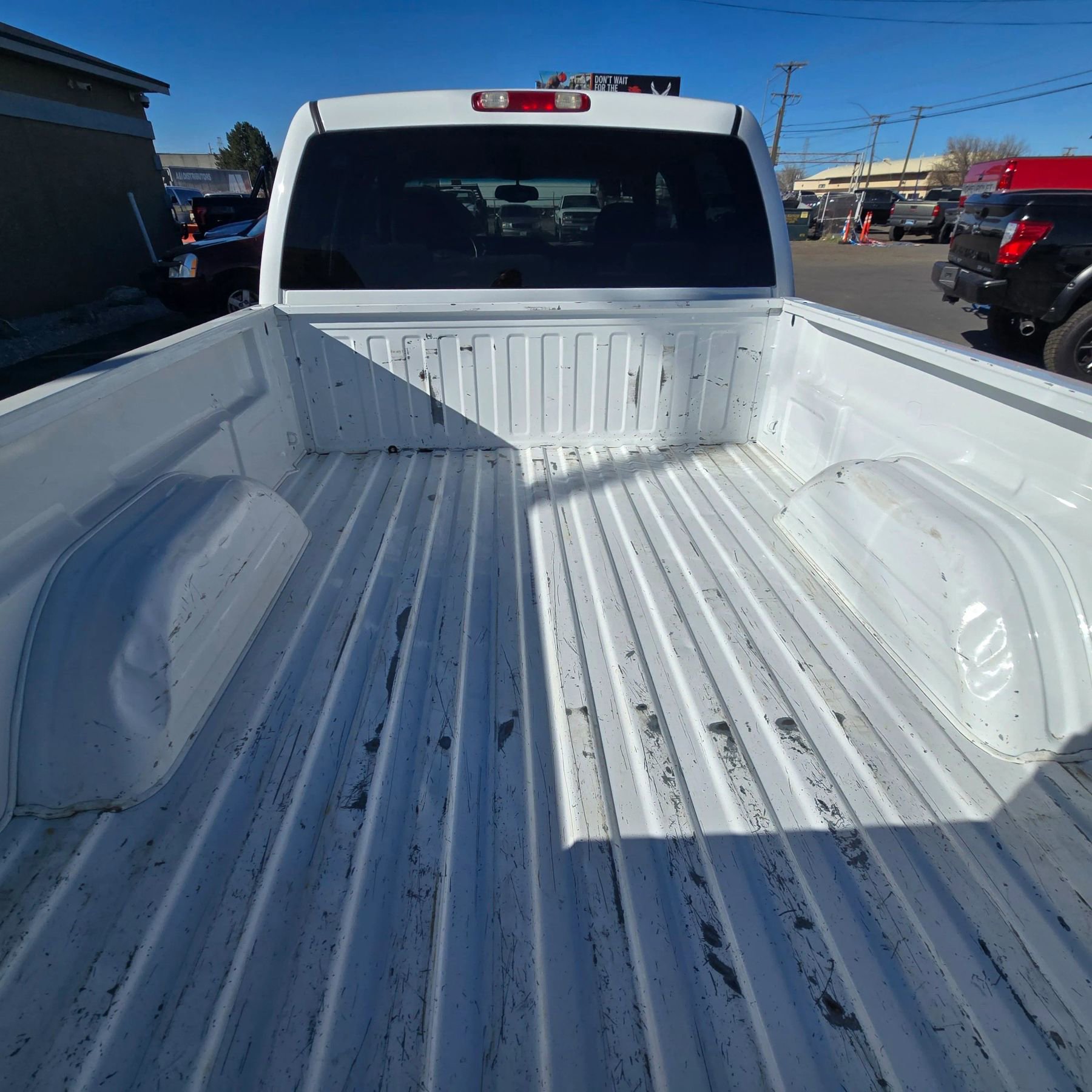 Used 2004 GMC Sierra 2500 SLE w/ Skid Plate Package AWD/4WD image 11