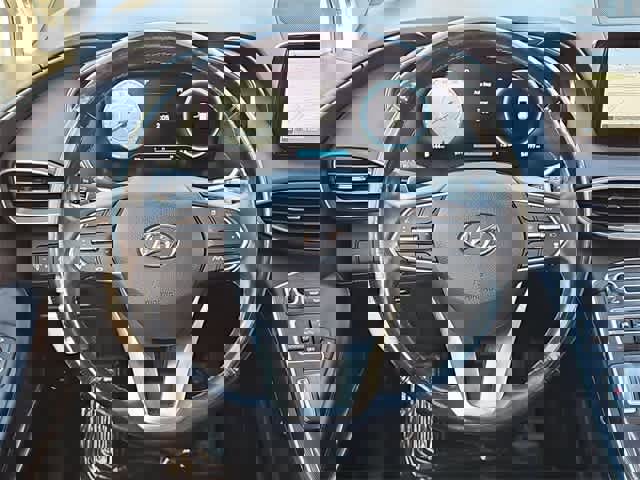 Certified 2022 Hyundai Santa Fe Limited image 23