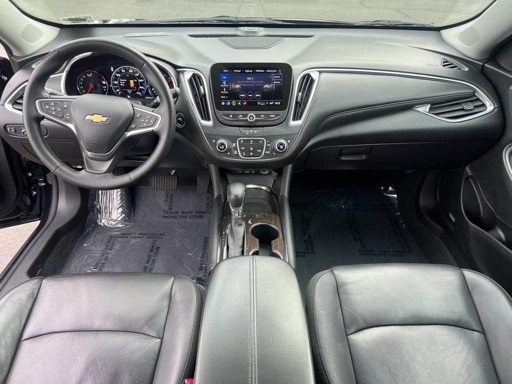 Used 2024 Chevrolet Malibu LT FWD image 25