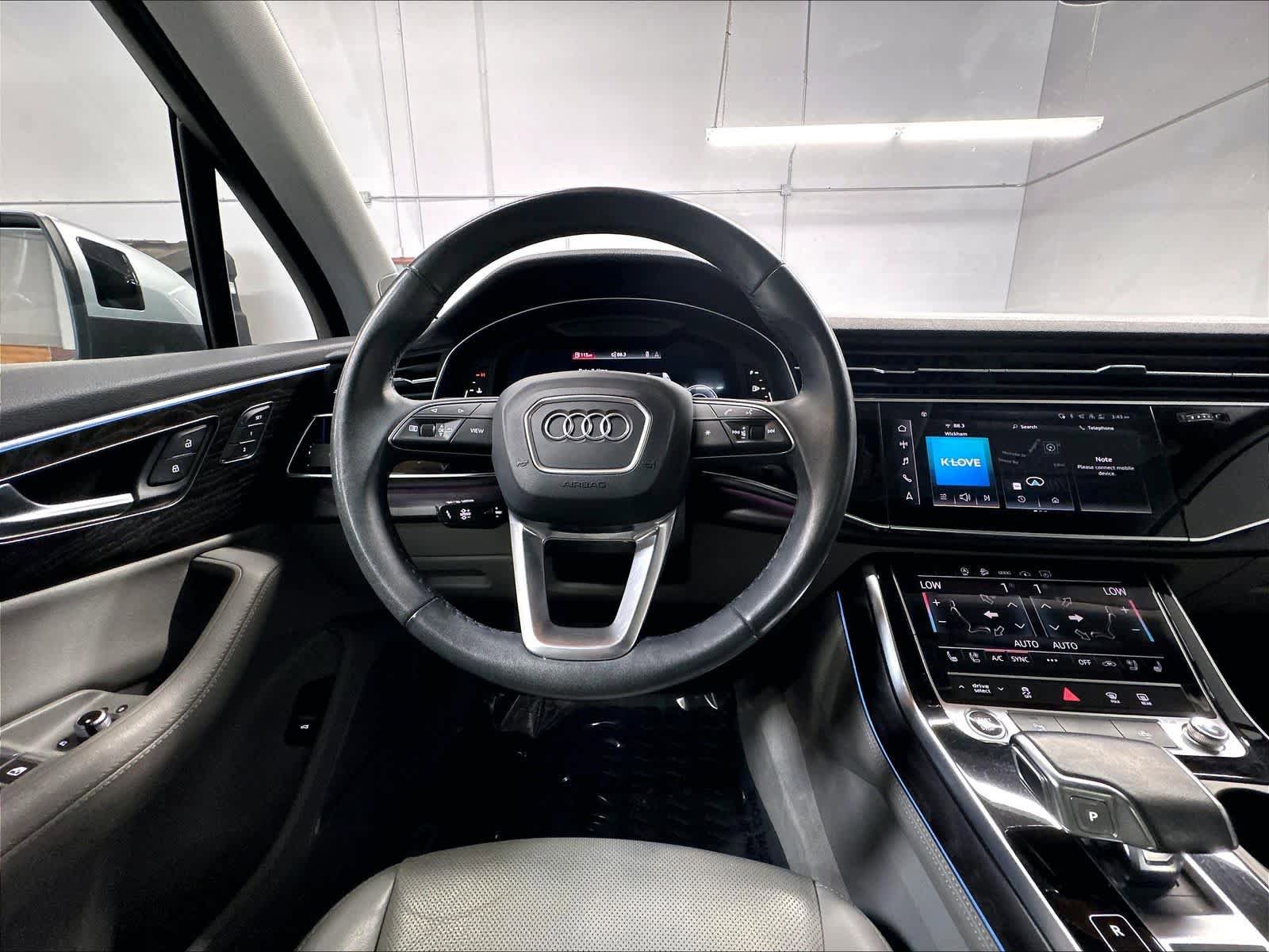 Used 2023 Audi Q7 3.0T Premium Plus w/ Premium Plus Package AWD/4WD image 8