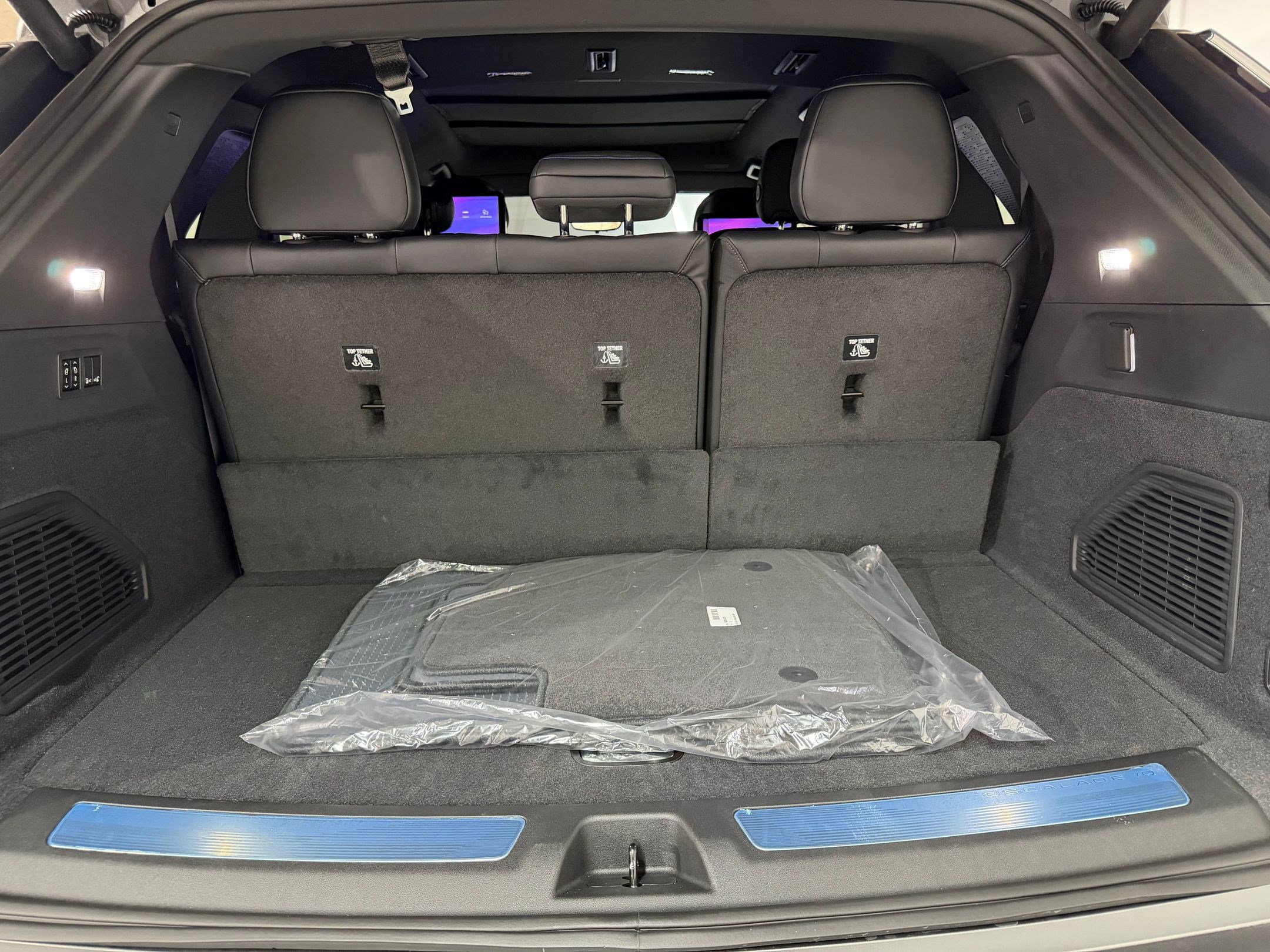 New 2026 Cadillac Escalade IQ Luxury 1 AWD/4WD image 44