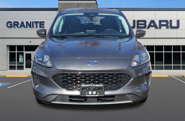 Used 2022 Ford Escape SE w/ Cold Weather Package image 4