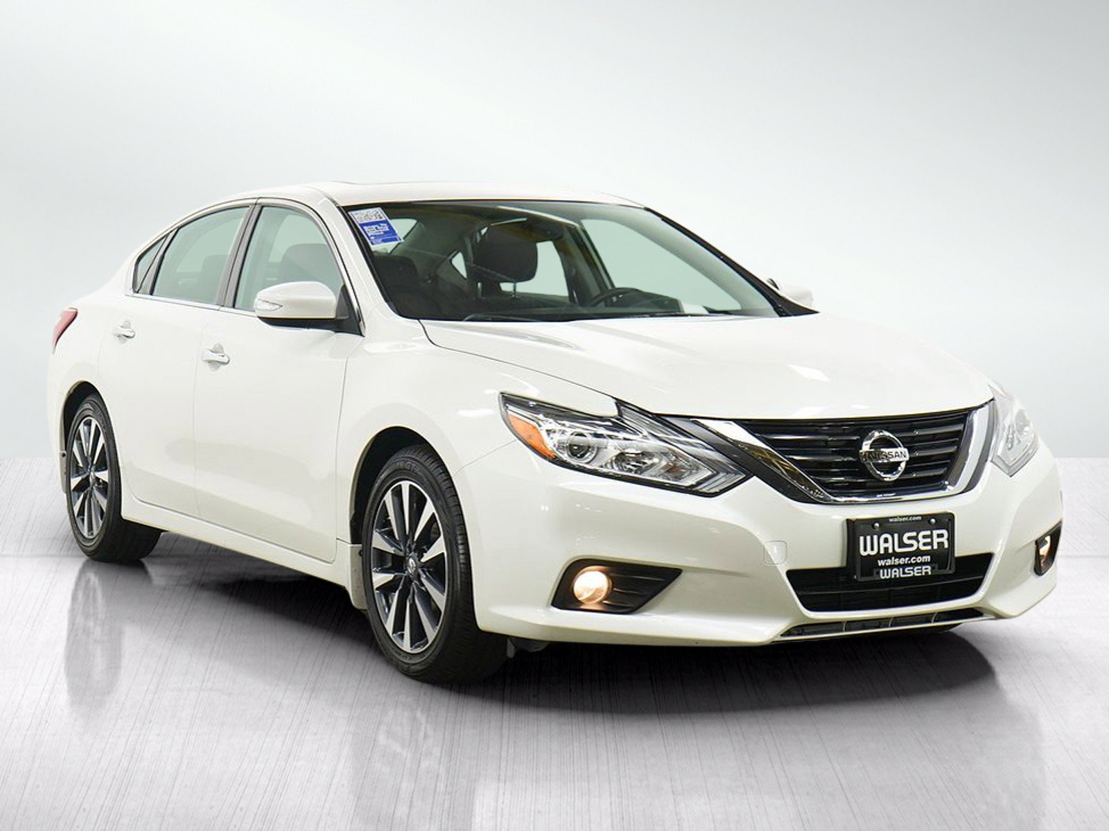 Used 2016 Nissan Altima 2.5 SV w/ Convenience Package FWD image 7