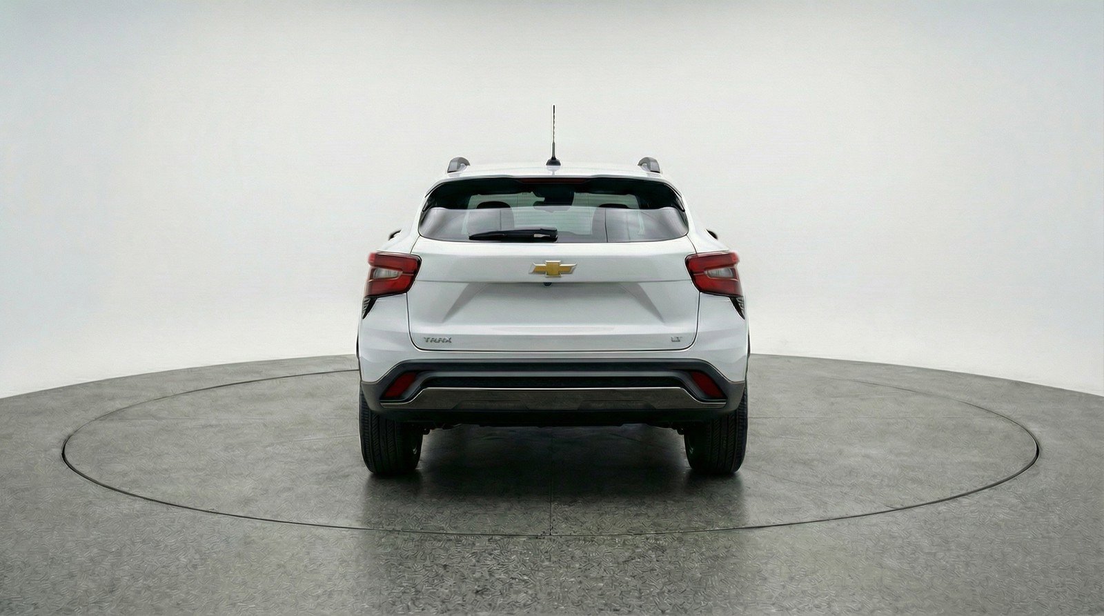 Used 2025 Chevrolet Trax LT w/ LT Convenience Package FWD image 7