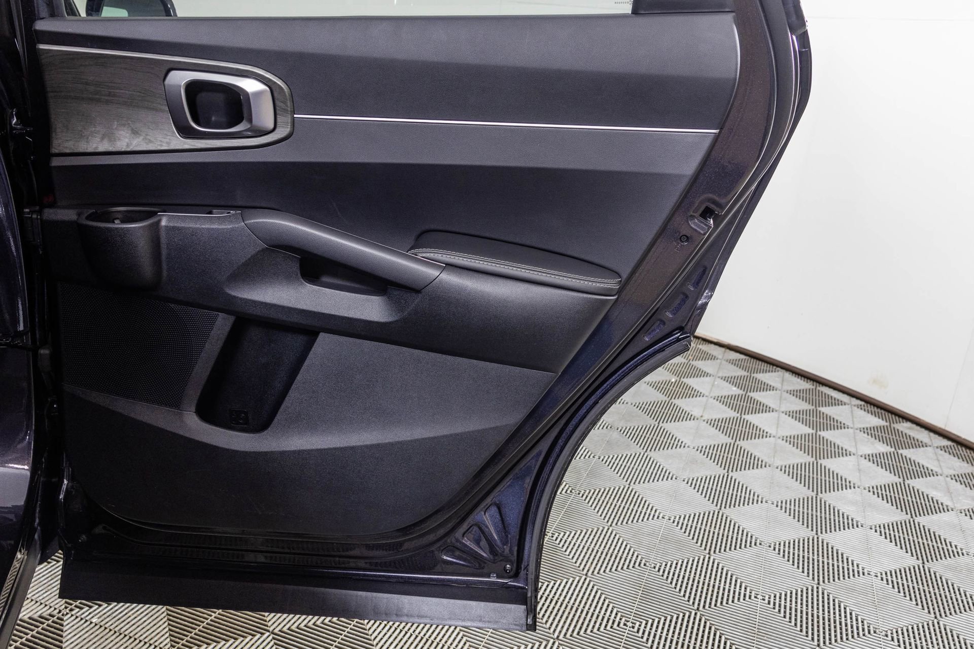 Used 2025 Kia Sorento X-Line EX image 47