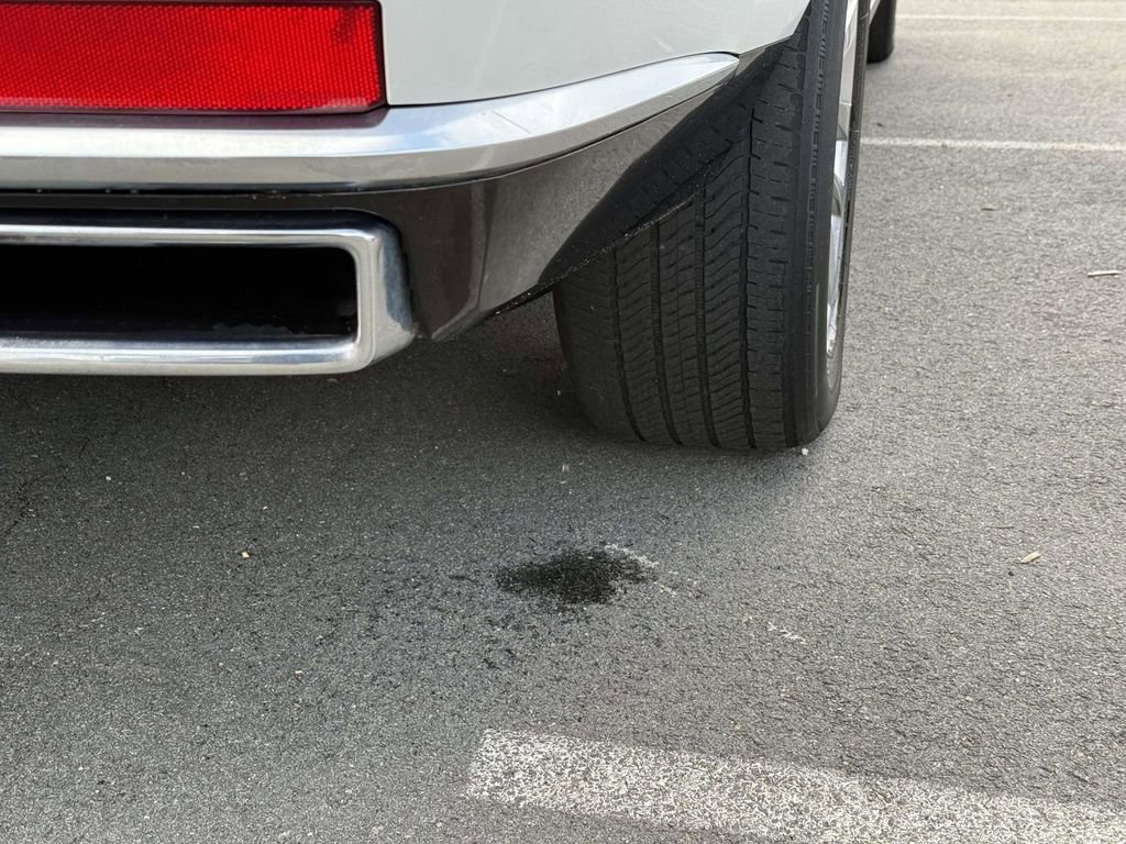 Used 2023 Cadillac Escalade ESV Premium Luxury w/ Performance Package AWD/4WD image 17