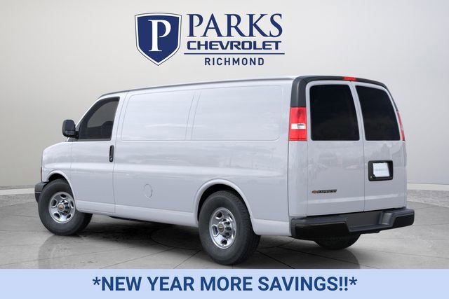 New 2025 Chevrolet Express 2500 image 3