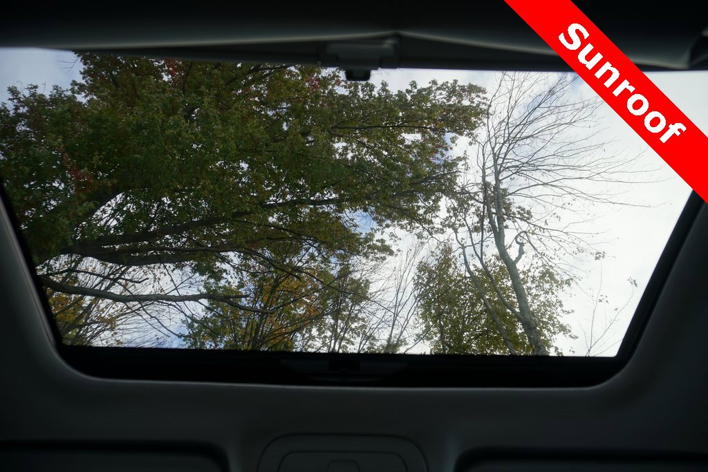 Used 2017 GMC Acadia SLT image 22